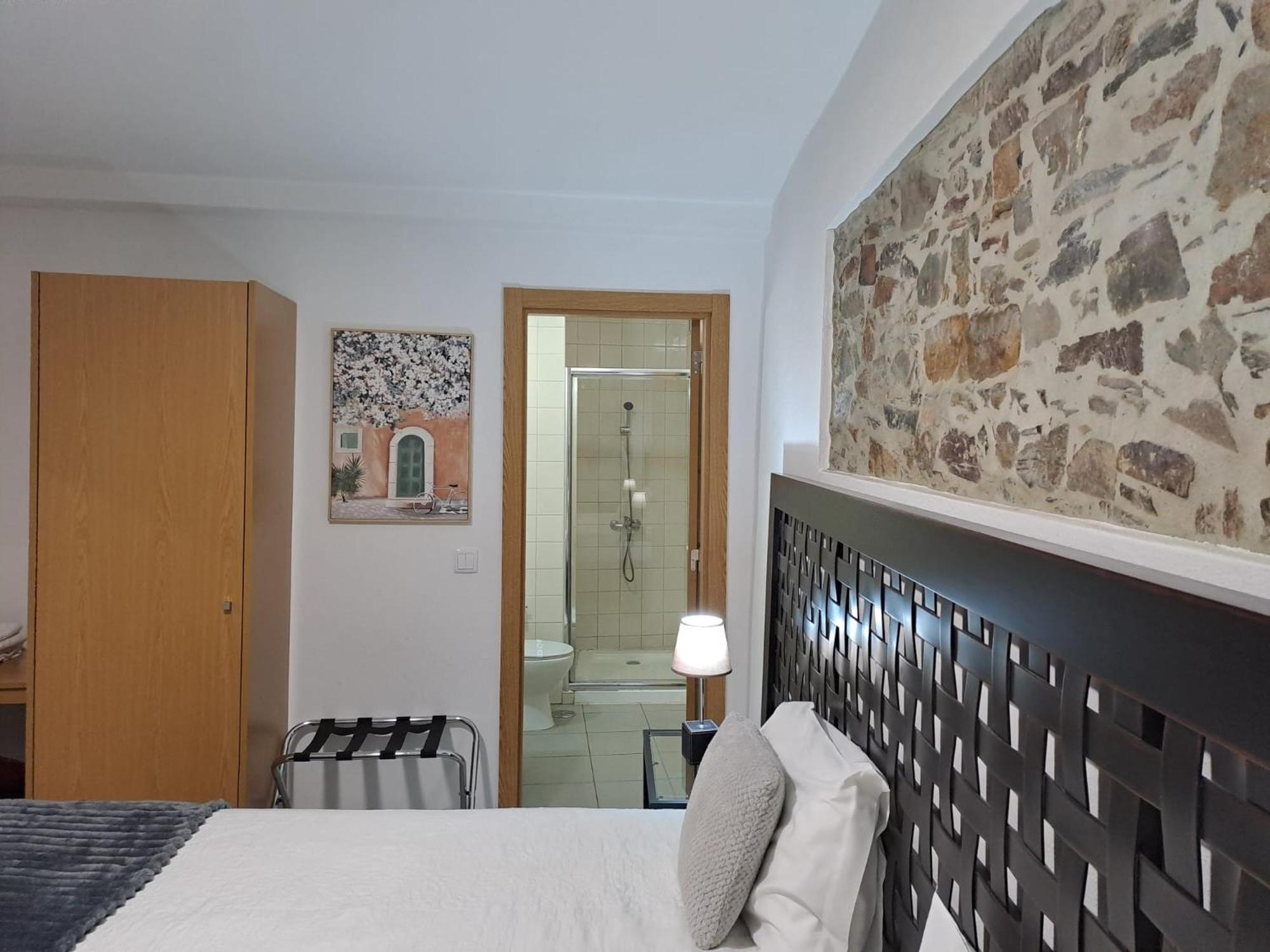 Guest house Largo Da Fonte